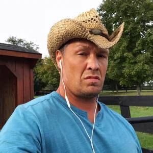 Meet your Posher, Jonathan